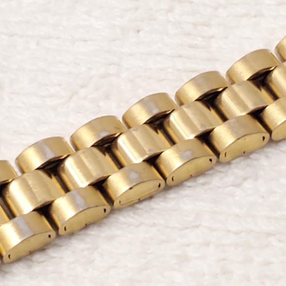 Vintage Citizen Gold Plated Tone Women's Day Date Watch Black Dial S Steel - Picture 11 of 16